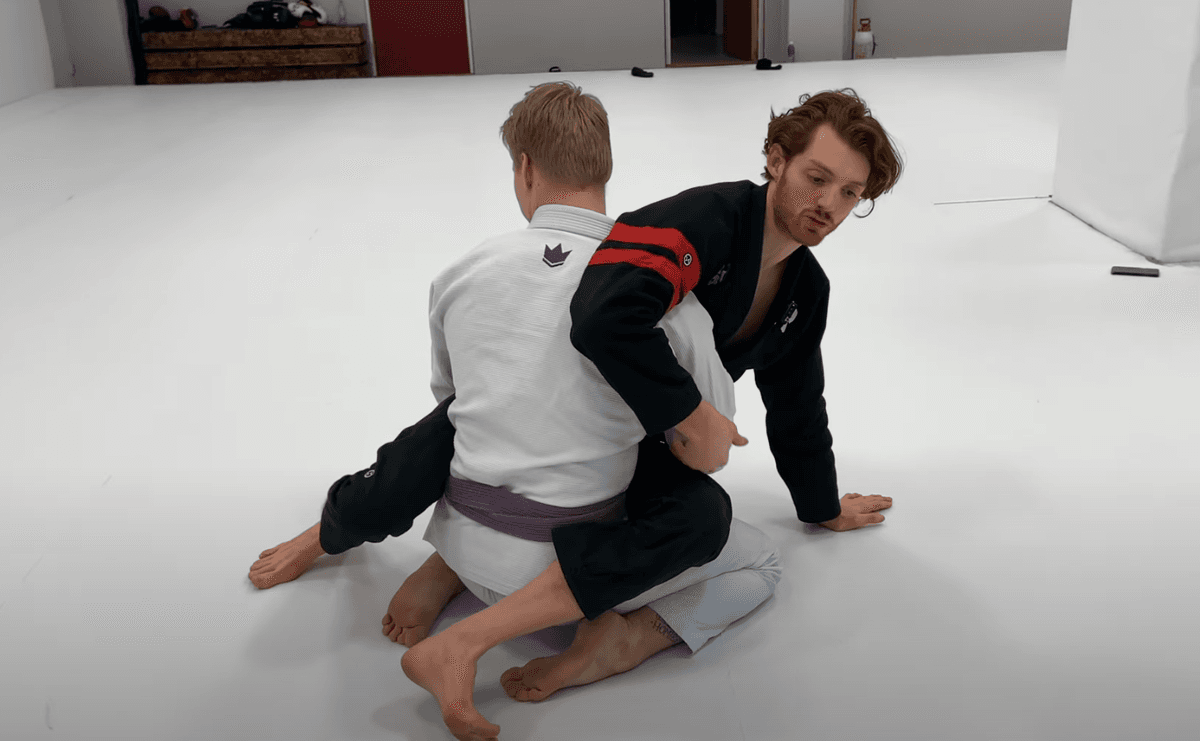 hip-bump-sweep_2.png