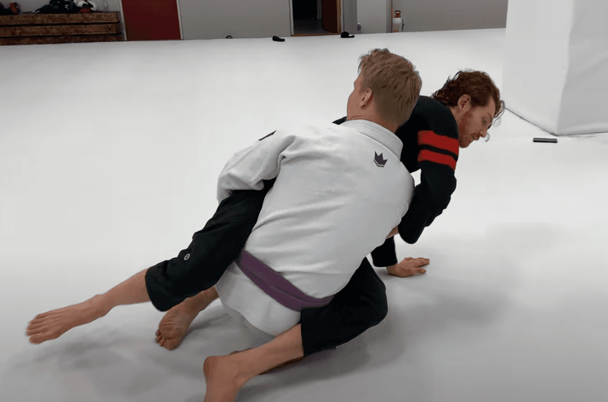 hip-bump-sweep_3.png