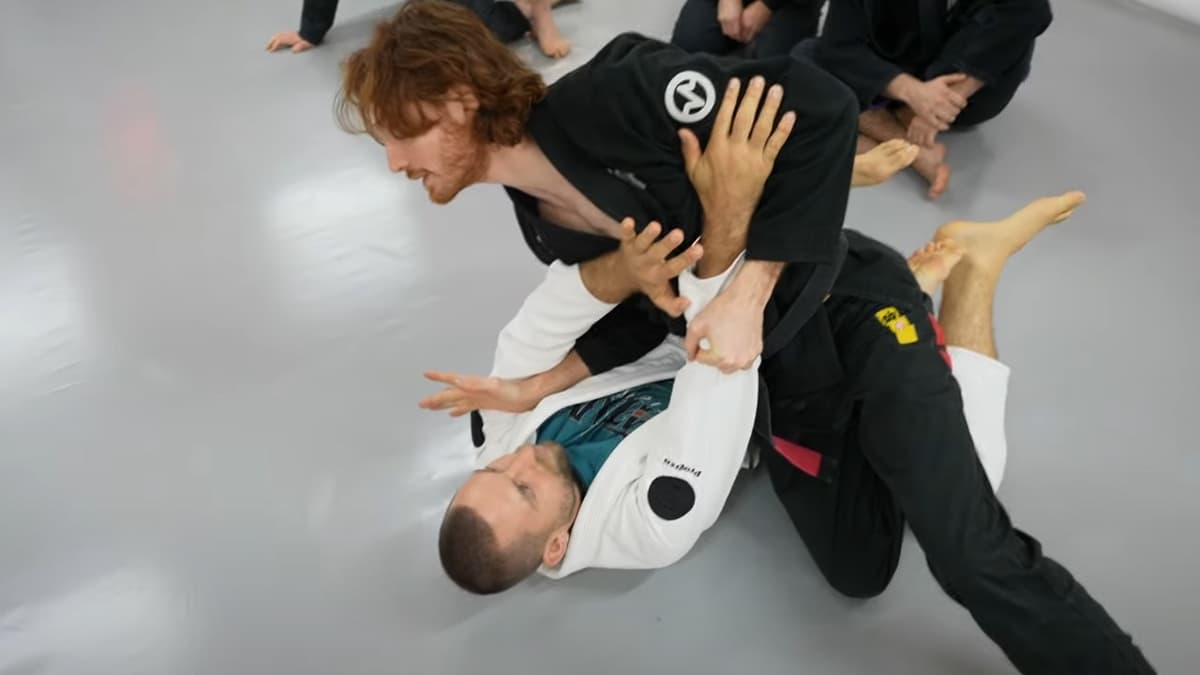 knee-cut-pass_3.jpg