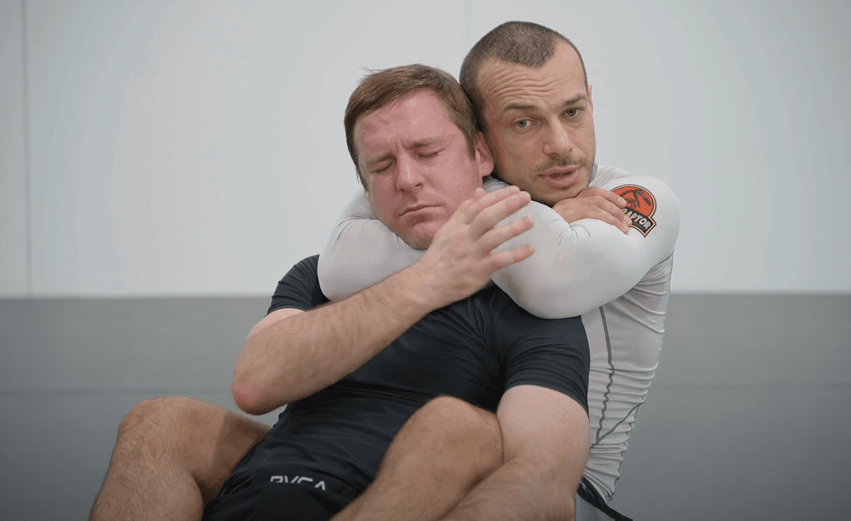 rear-naked-choke_1.png