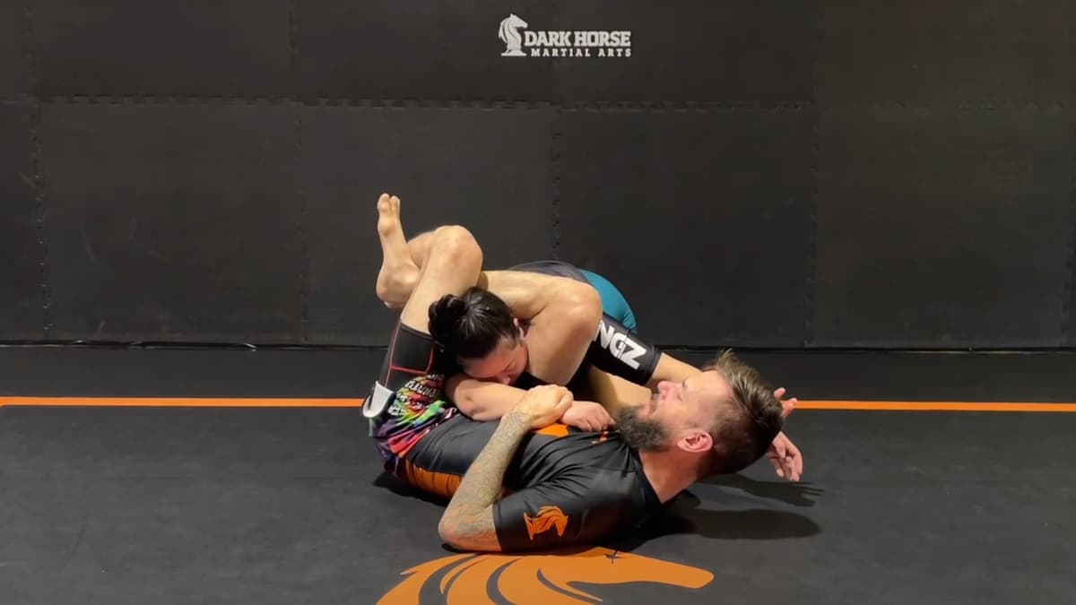 triangle-choke_1.jpg