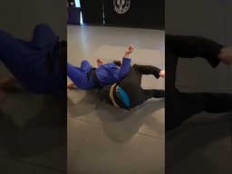 How To Escape The Clock Choke In Jiu Jitsu!