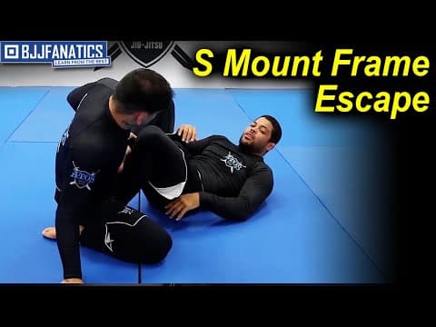 The  S  Mount Frame Escape by Andre Galvao