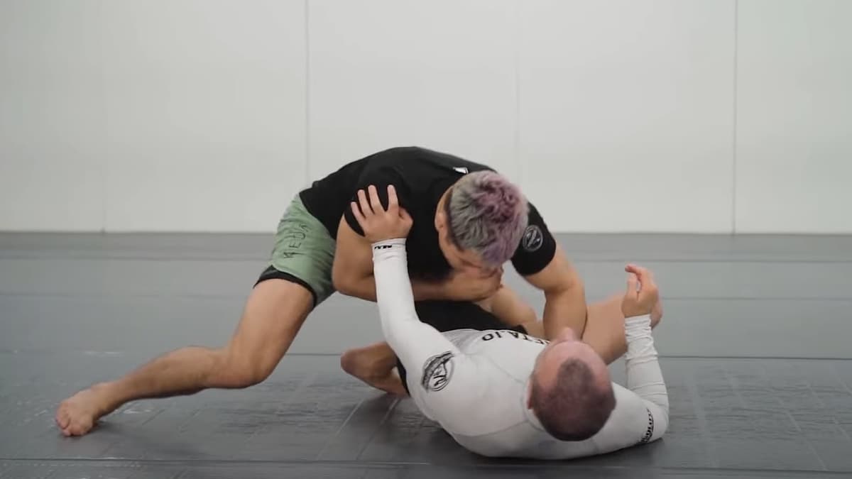 leg-drag-pass_2.jpg