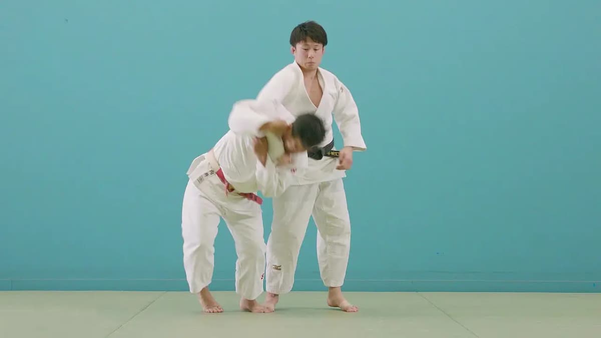 uchi-makikomi_1.png
